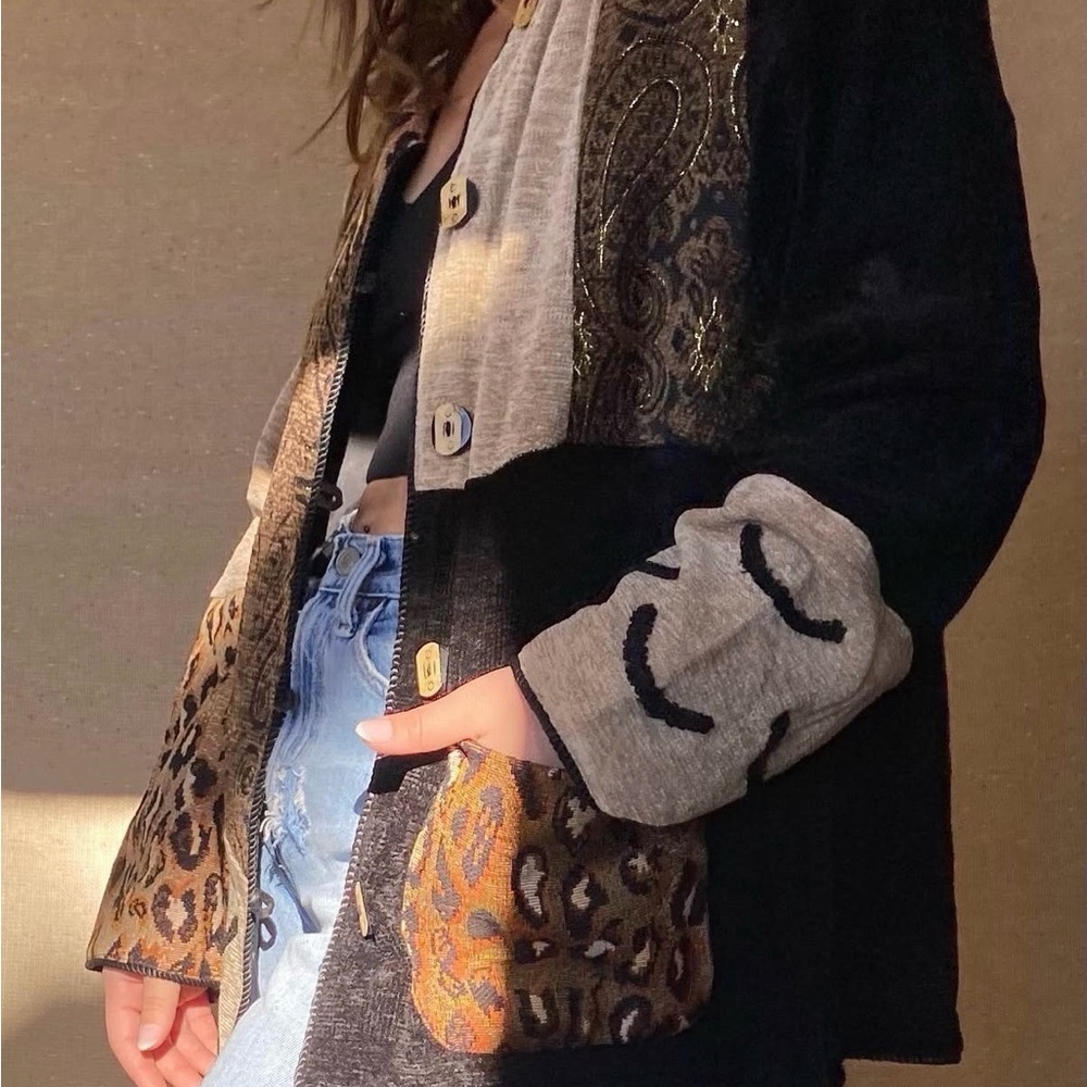 Maya Women's Animal Print Patchwork Blazer - Picture 2 of 10